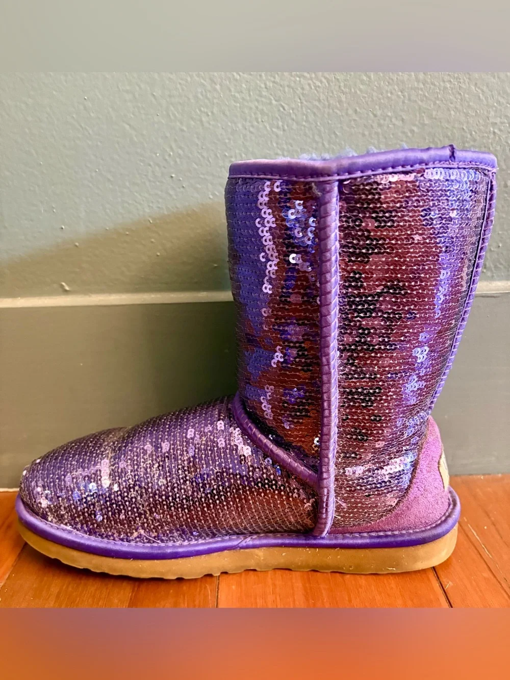 UGG Boots Size 7 Purple Sequins Sparkly Uggs